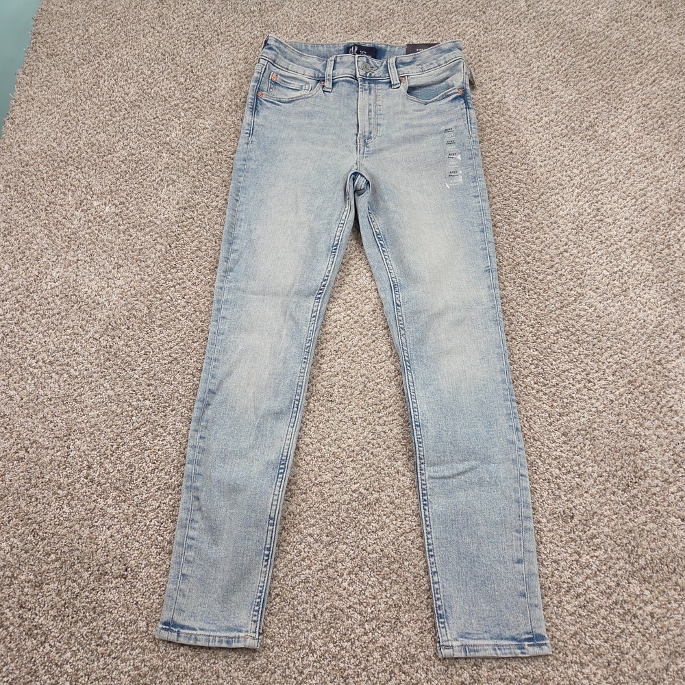 NWT Gap High Rise Universal Skinny Jean Denim Light Wash Super Skinny Leg 4/27R